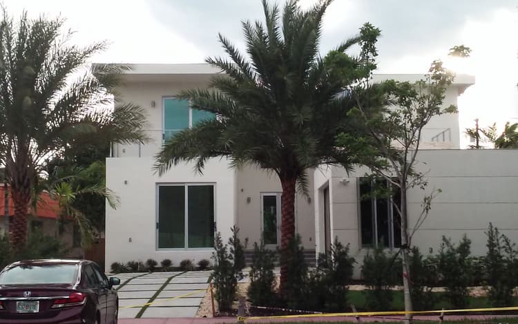 2315 MERIDIAN AVE. MIAMI BEACH, FL