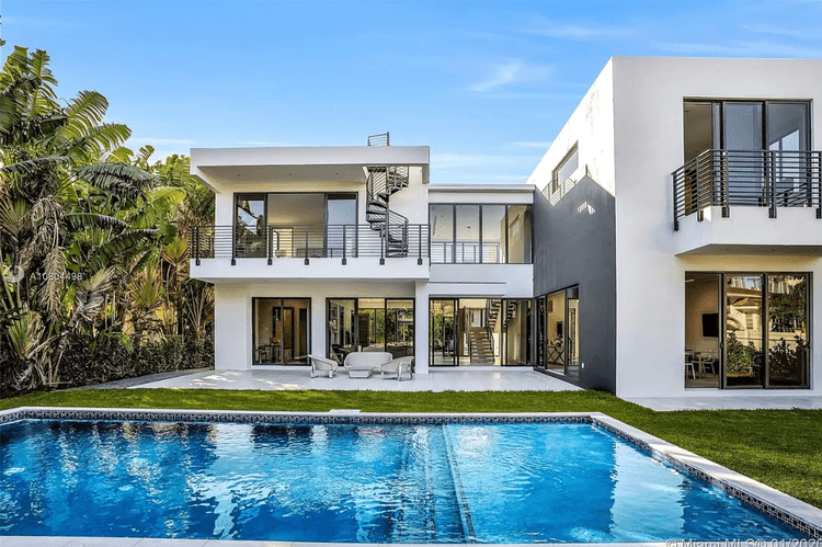 4505 ADAMS AVE MIAMI BEACH, FL